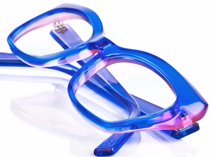 02100457-6d7f-4f99-ac23-6ba6f0bd6f21 - Eyestylist