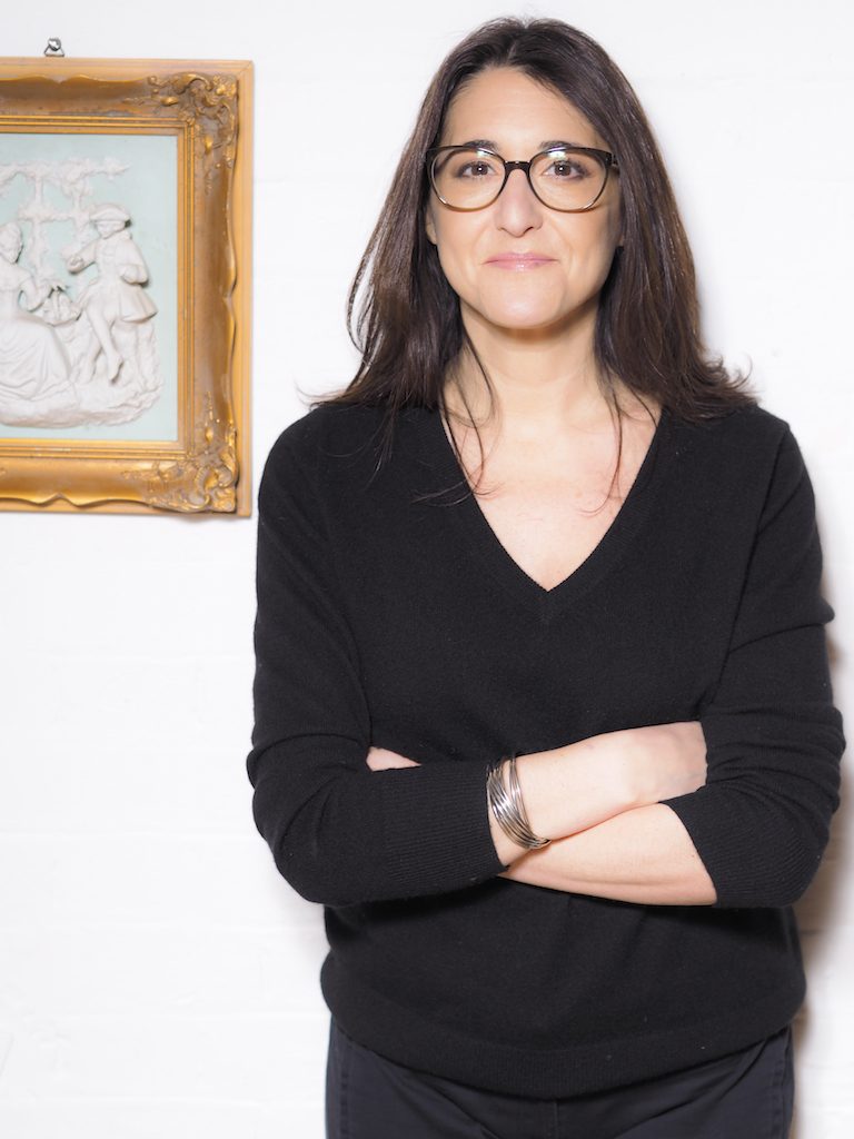 OLYMPUS DIGITAL CAMERA - Eyestylist