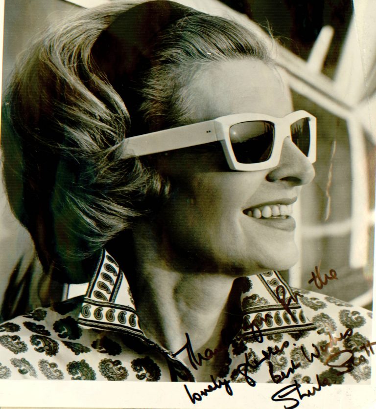 Page_0008 (21) - Eyestylist