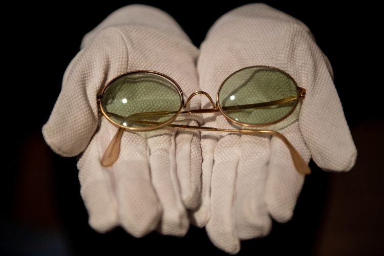 Get John Lennon Glasses Pictures