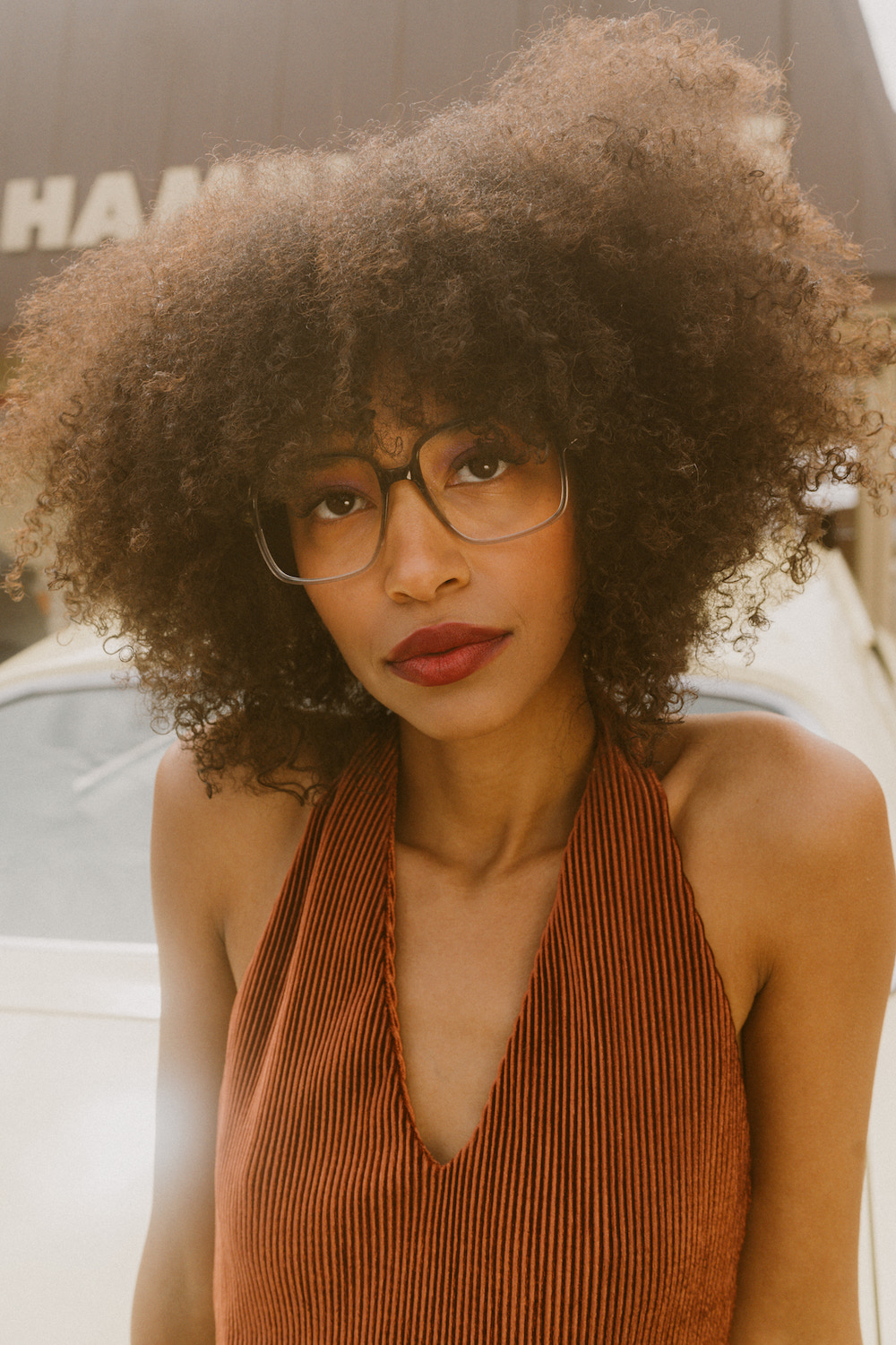 PARADIGM x ASHLEE HUFF - Eyestylist