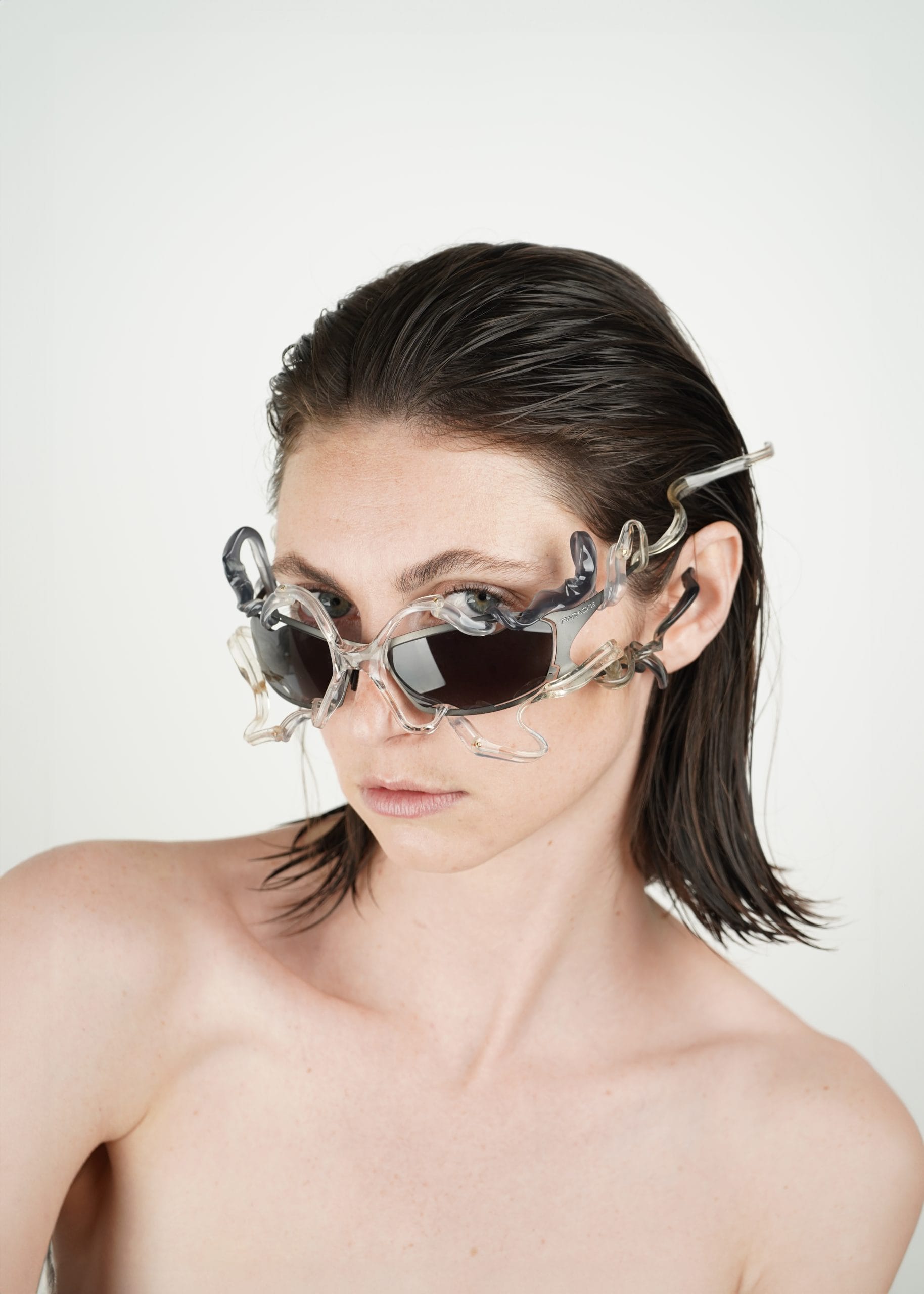 Clara Besnard upcycled design: Morph alpha | Eyestylist | Online