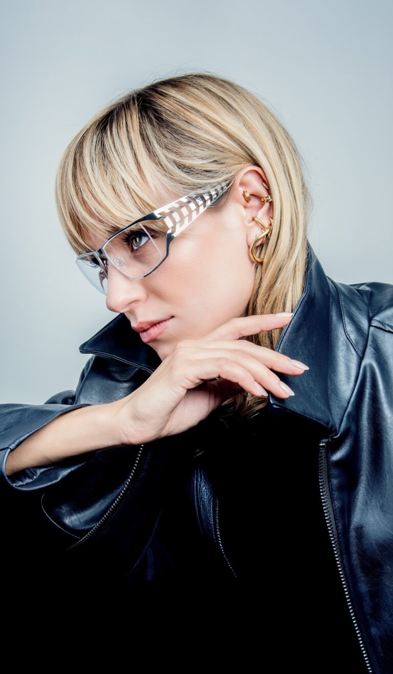 ICONIC40-SHE - Eyestylist