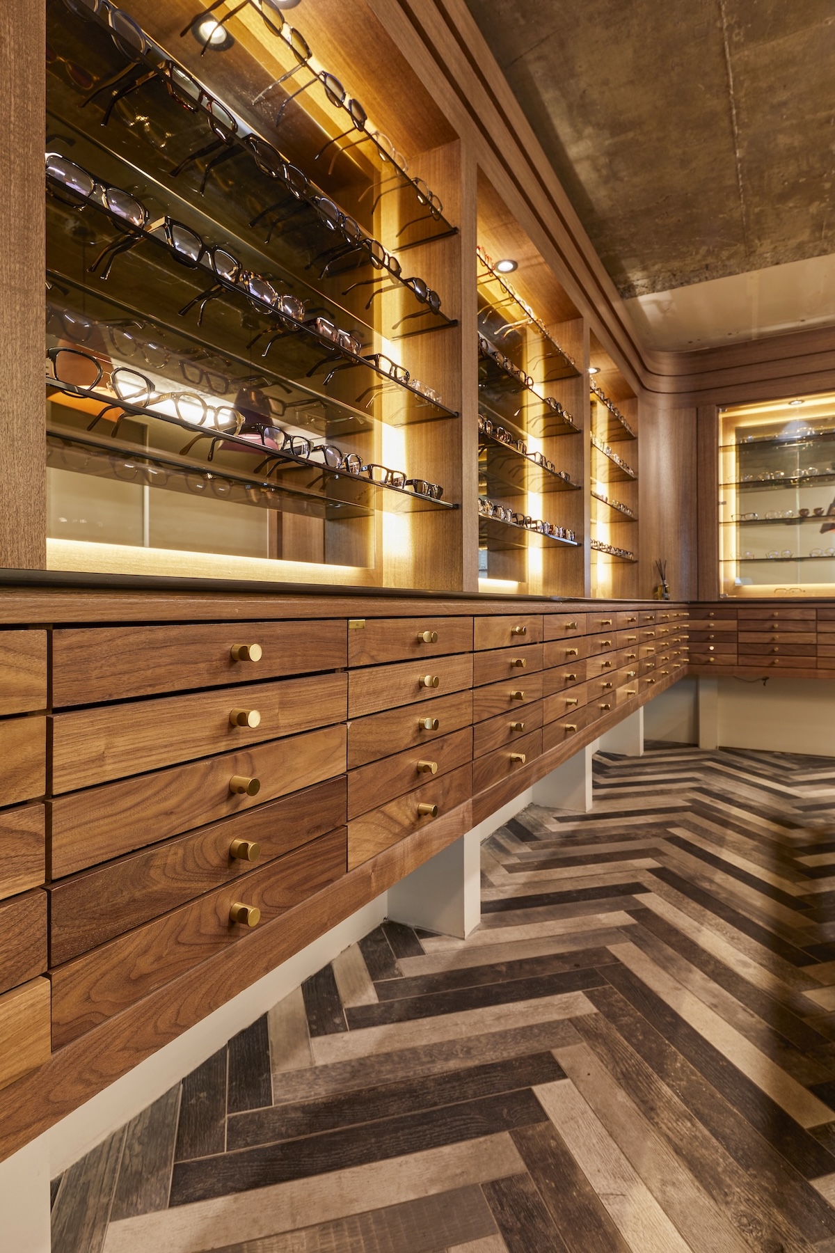 KHB_9026 - Eyestylist