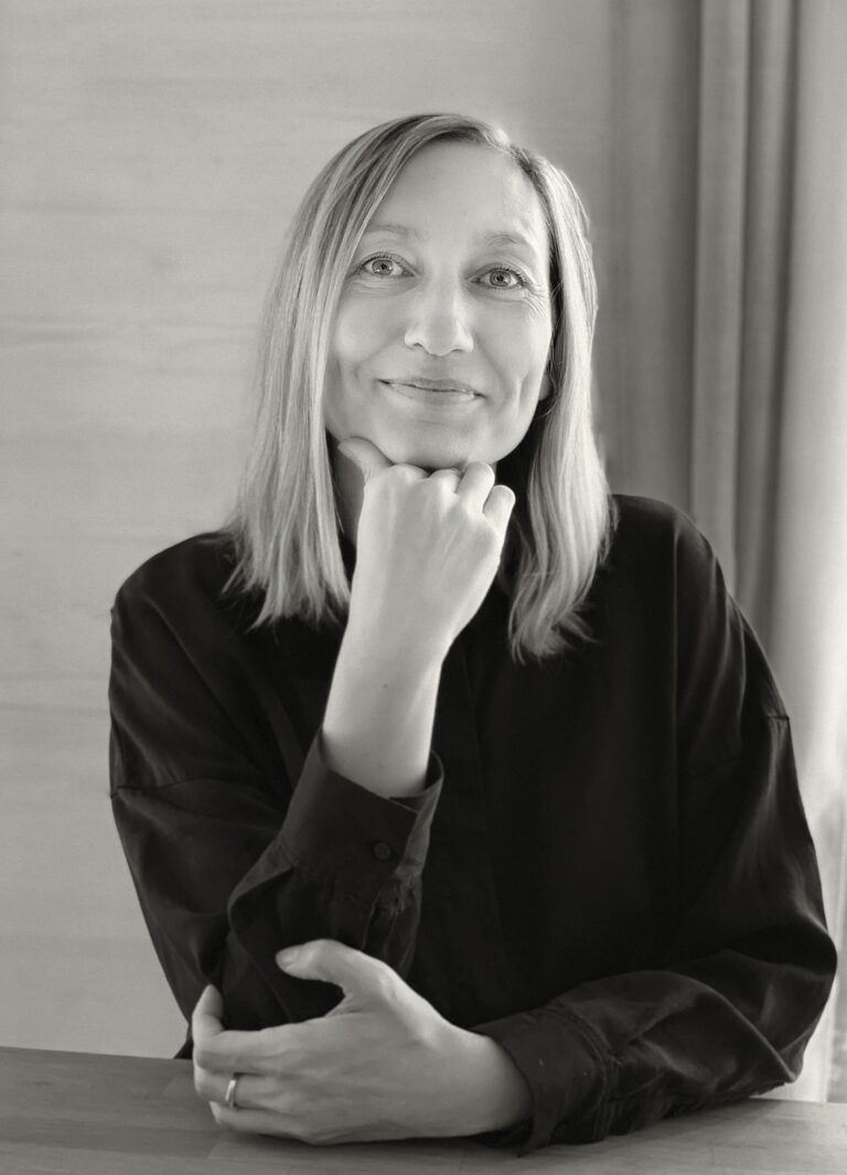 Xenia Glutz von Blotzheim - Eyestylist